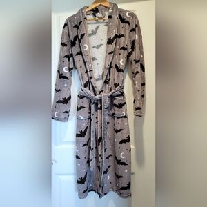 XL Gray Fleece Bathrobe With White Moons and Black Bats